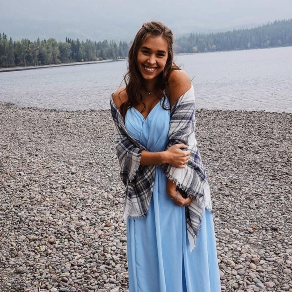 Meet your Posher, Mikaela